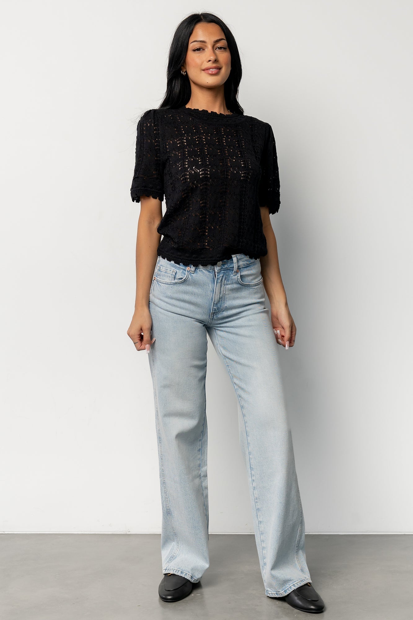 Riley Mid Rise Relaxed Fit Jeans | Light Wash
