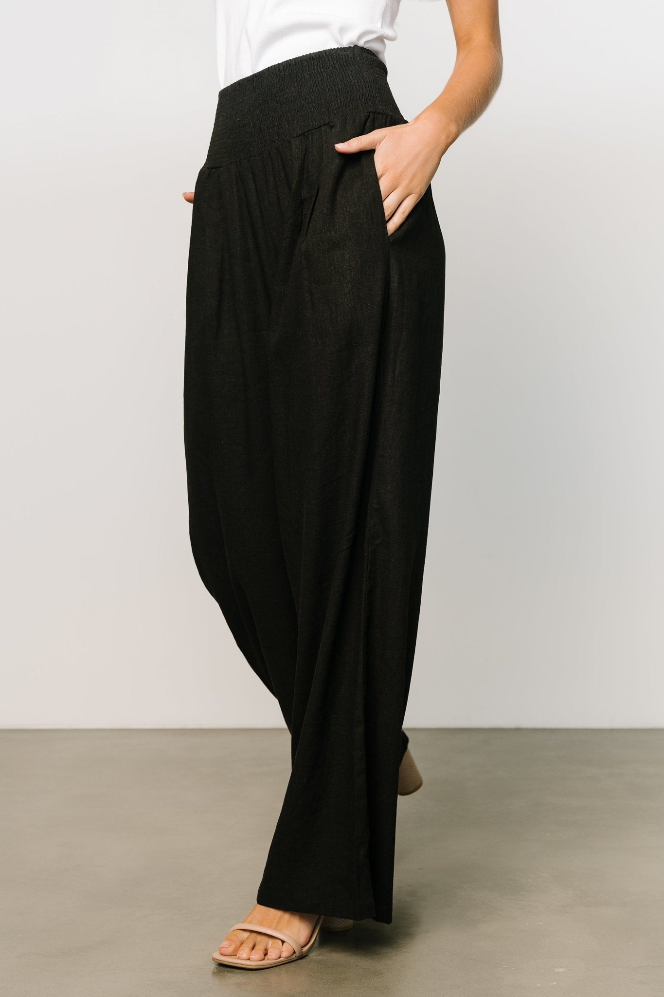 Parvati Smocked Waist Pants | Black